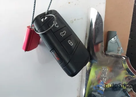 2019 Volkswagen Jetta 1.4T R-Line/1.4T S/1.4T Se from USA, damaged, VIN 3VWC57BU8KM109472